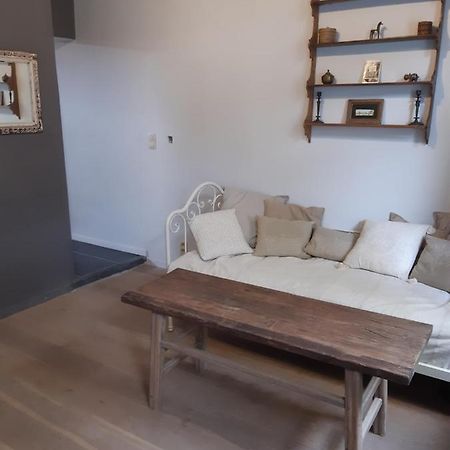 Maison Cosy Au Centre De Nivelles - Videosurveillance Exterieure Екстер'єр фото